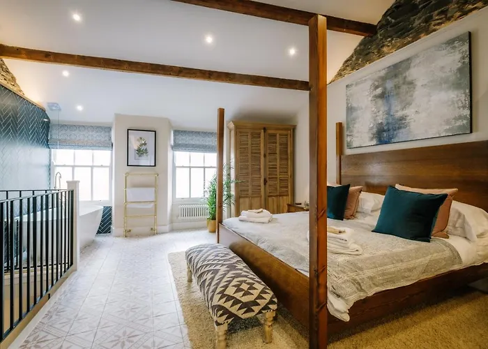 The Den - The White House Windermere - Off-site Health Club & 2 Minute Walk Away Holiday home Bowness-on-Windermere