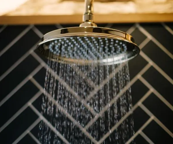 The Den - The White House Windermere - Off-site Health Club & 2 Minute Walk Away Holiday home Bowness-on-Windermere