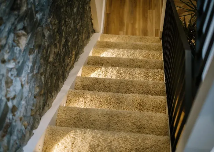 The Den - The White House Windermere - Off-site Health Club & 2 Minute Walk Away Holiday home