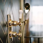 The Den - The White House Windermere - Off-site Health Club & 2 Minute Walk Away