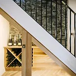 The Den - The White House Windermere - Off-site Health Club & 2 Minute Walk Away Feriehus