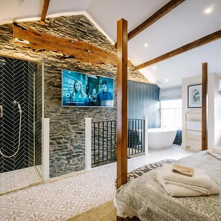 Casa vacanze The Den - The White House Windermere - Off-site Health Club & 2 Minute Walk Away Bowness-on-Windermere